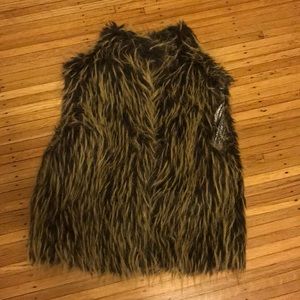 Fur vest